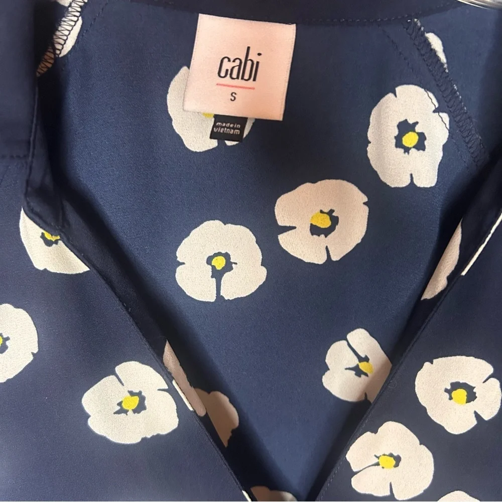 Cabi Navy Floral Blouse Small | 3/4 Sleeve Popover Top